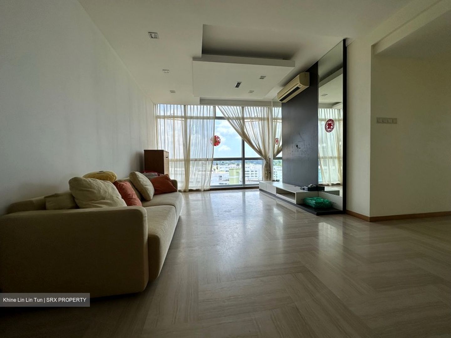 Hillview Regency (D23), Condominium #581228861